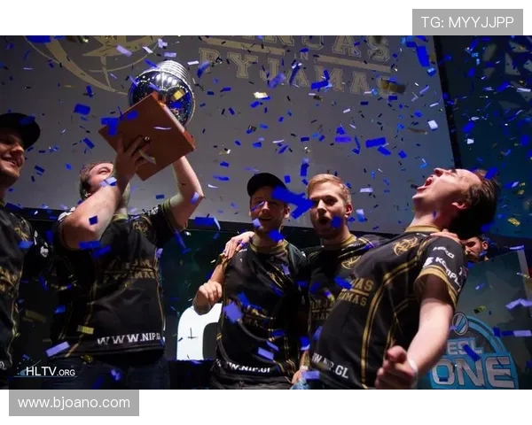 CSGO战术解析：WE战队的技术创新与团队协作探讨