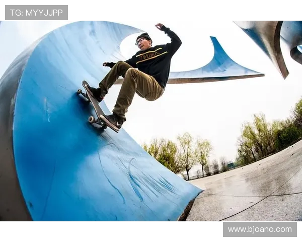 武汉滑板队技术探秘：从基础到高阶的滑板技巧与训练分享